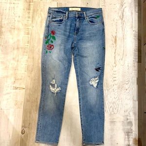 GAP embroidered Best Girlfriend jeans, Sz 26R
